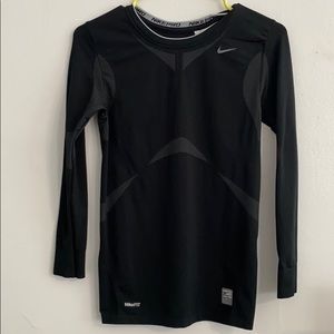 Nike fit black athletic top